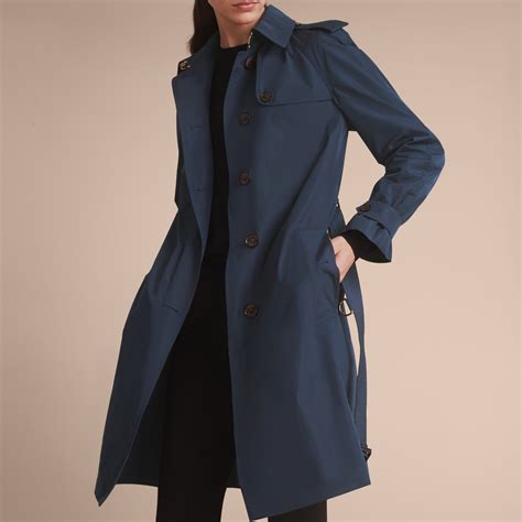 navy trench coat size 3.